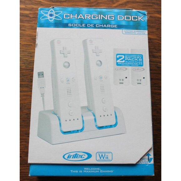 Intec G5647 Charging Dock for Wii Remotes (Remotes NOT Included) - Picture 1 of 6